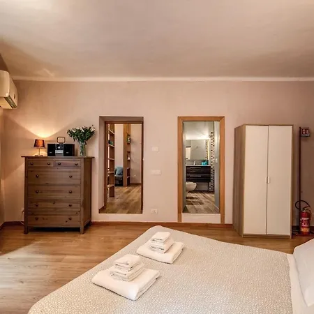 Apartment Cappellari Campo Dei Fiori Int 2